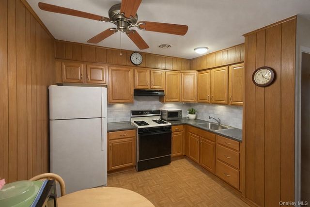 1312 Gipson Street, Far Rockaway, NY 11691