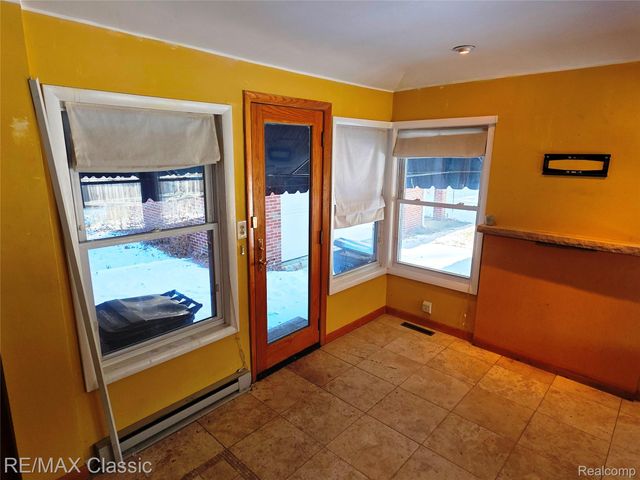 618 Mount Vernon Boulevard, Royal Oak, MI 48073