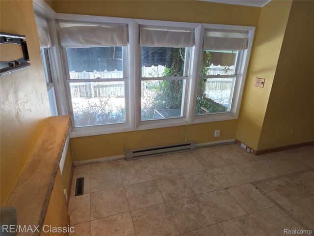 618 Mount Vernon Boulevard, Royal Oak, MI 48073