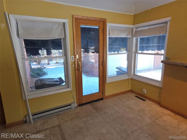 618 Mount Vernon Boulevard, Royal Oak, MI 48073