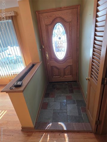 618 Mount Vernon Boulevard, Royal Oak, MI 48073