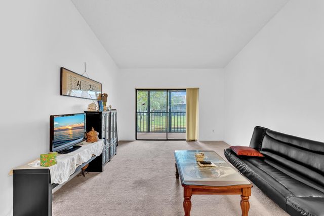 3529 Englewood Drive 321, Lake Worth, FL 33467