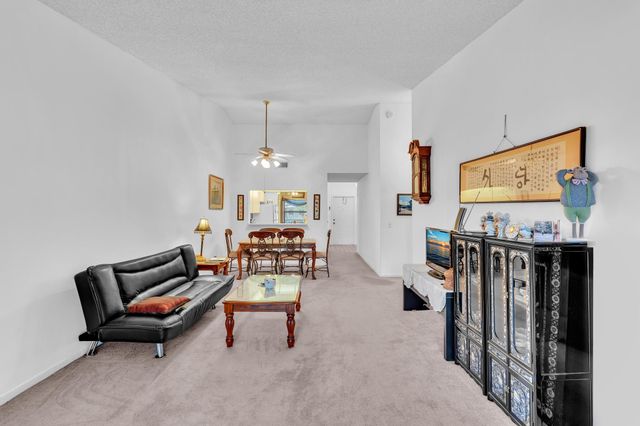 3529 Englewood Drive 321, Lake Worth, FL 33467