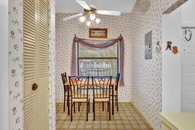 3529 Englewood Drive 321, Lake Worth, FL 33467