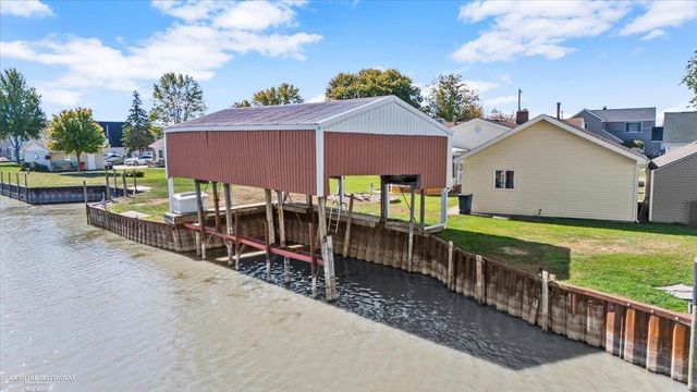 7811 Alexandria Drive, Ira Twp, MI 48023