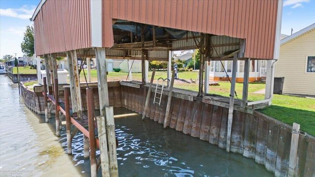 7811 Alexandria Drive, Ira Twp, MI 48023