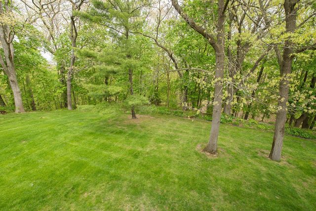 10875 Charring Cross Circle, Green Oak Twp, MI 48189