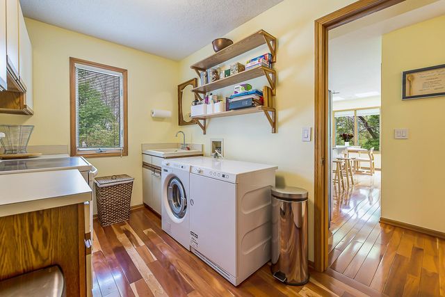 10875 Charring Cross Circle, Green Oak Twp, MI 48189