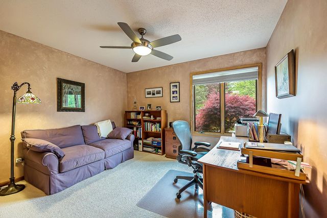 10875 Charring Cross Circle, Green Oak Twp, MI 48189