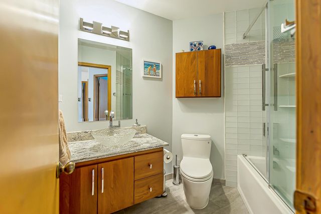 10875 Charring Cross Circle, Green Oak Twp, MI 48189