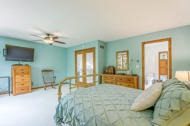 10875 Charring Cross Circle, Green Oak Twp, MI 48189