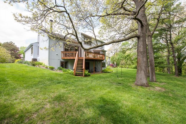 10875 Charring Cross Circle, Green Oak Twp, MI 48189