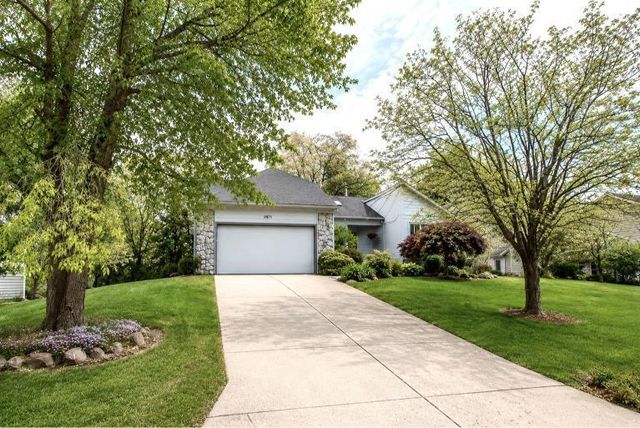 10875 Charring Cross Circle, Green Oak Twp, MI 48189