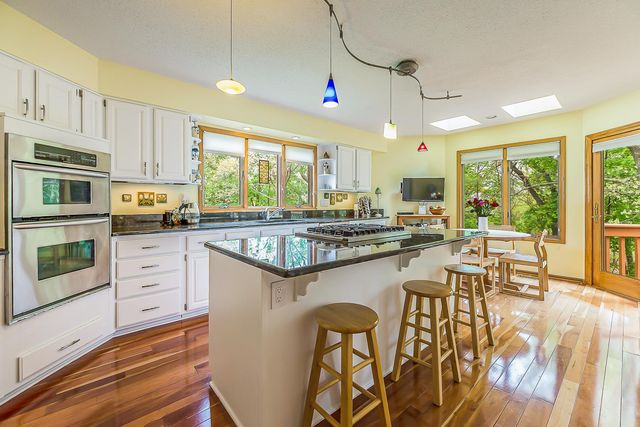 10875 Charring Cross Circle, Green Oak Twp, MI 48189
