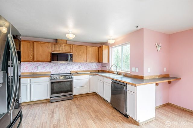 100 W Reller Road, Shelton, WA 98584