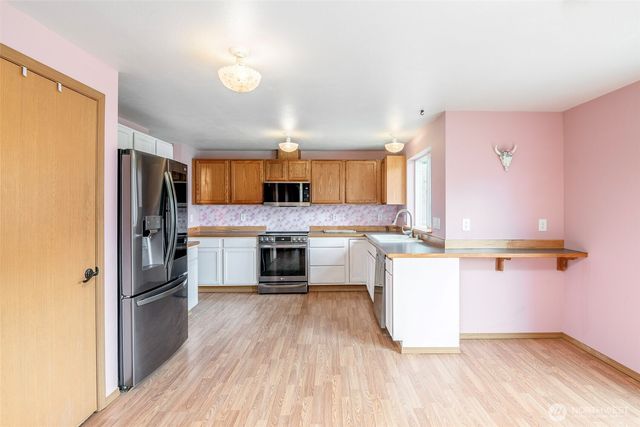 100 W Reller Road, Shelton, WA 98584