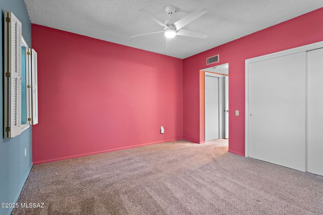 825 W Bella Vista Drive, Green Valley, AZ 85614