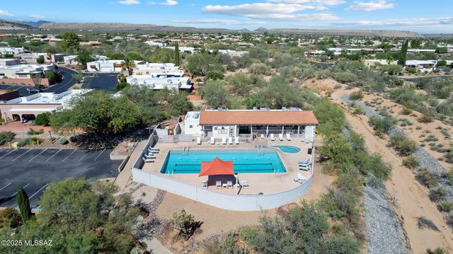 825 W Bella Vista Drive, Green Valley, AZ 85614