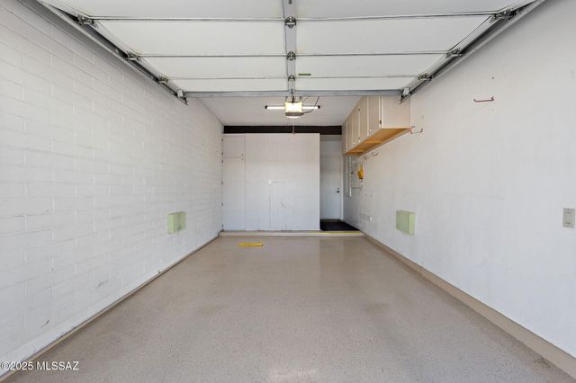 825 W Bella Vista Drive, Green Valley, AZ 85614