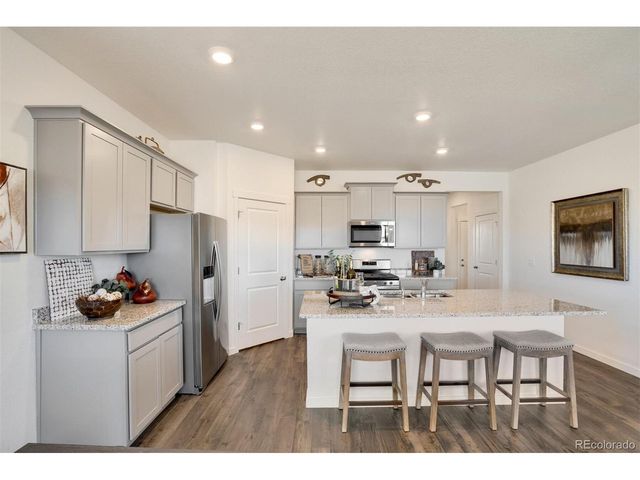 9917 Danube Ct, Commerce City, CO 80022