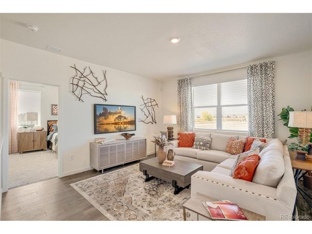 9917 Danube Ct, Commerce City, CO 80022