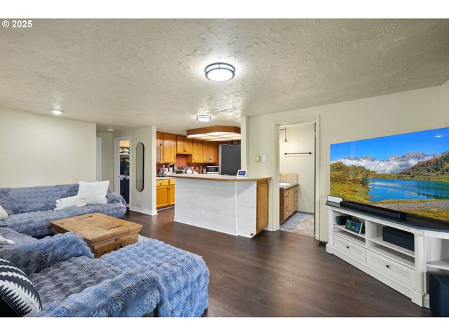 730 Se 2ND Ave, Camas, WA 98607