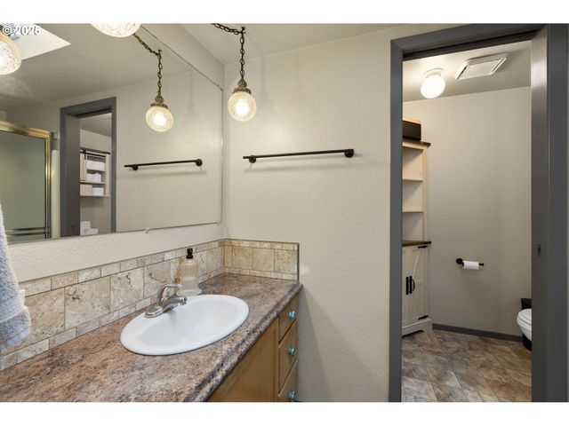 730 Se 2ND Ave, Camas, WA 98607