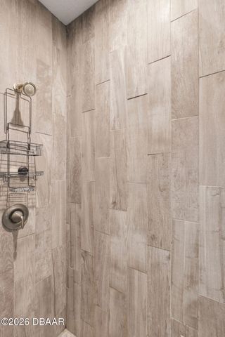 1222 Willow Oak Drive, Edgewater, FL 32132