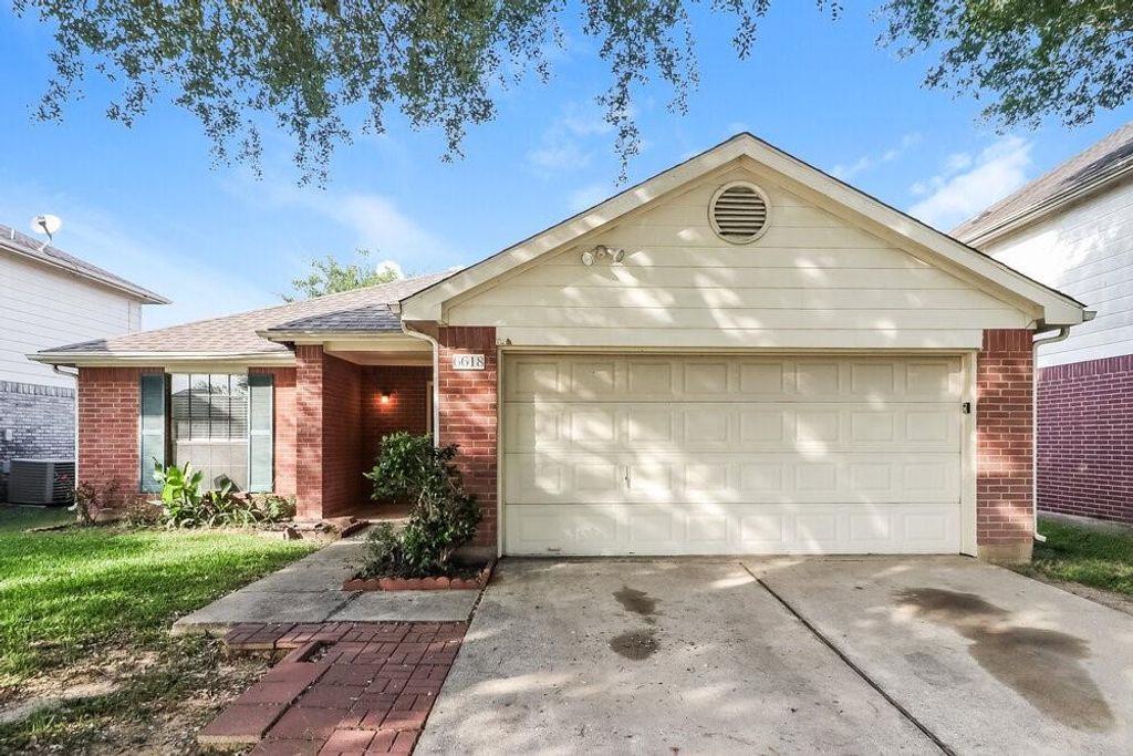 6618 Sutton Meadows Drive, Houston, TX 77086