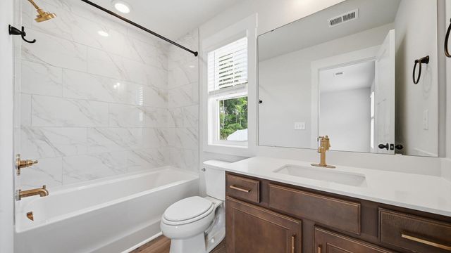 916 Hancy Court, Woodruff, SC 29388