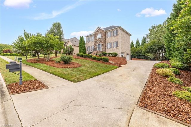 1445 Meadowlands Drive, Winston-salem, NC 27107