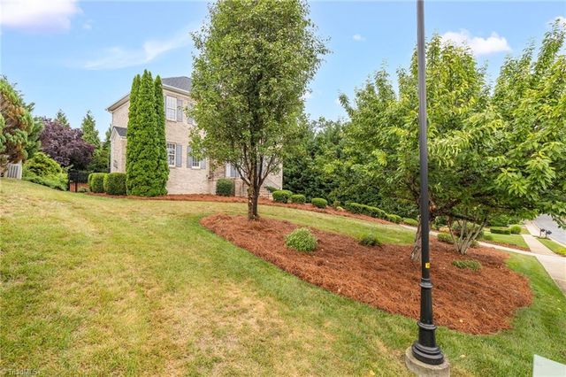 1445 Meadowlands Drive, Winston-salem, NC 27107