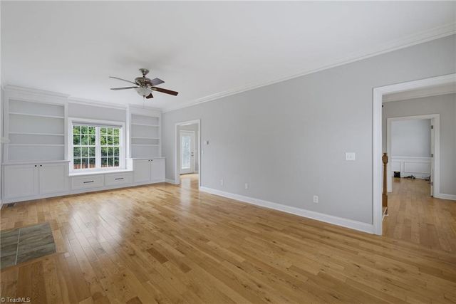 1445 Meadowlands Drive, Winston-salem, NC 27107