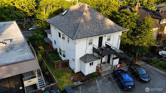 815 15th Avenue E, Seattle, WA 98112