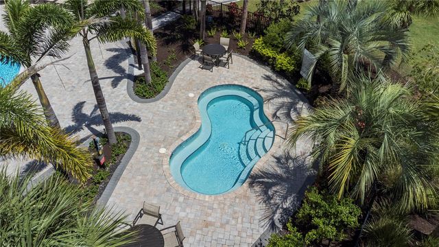 33734 LANDSMAN LOOP, Wesley Chapel, FL 33543