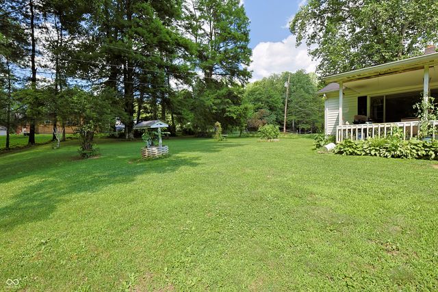 8317 Bean Blossom Road, Trafalgar, IN 46181