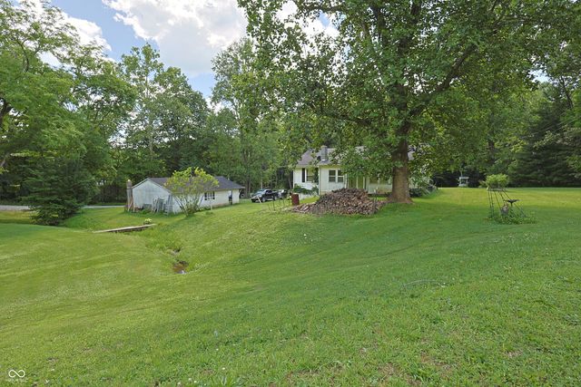 8317 Bean Blossom Road, Trafalgar, IN 46181