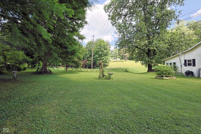 8317 Bean Blossom Road, Trafalgar, IN 46181