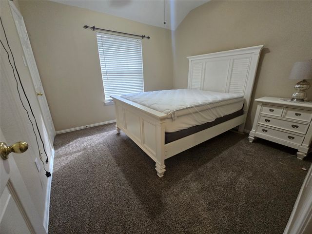 2816 Oakdale Drive, Burleson, TX 76028