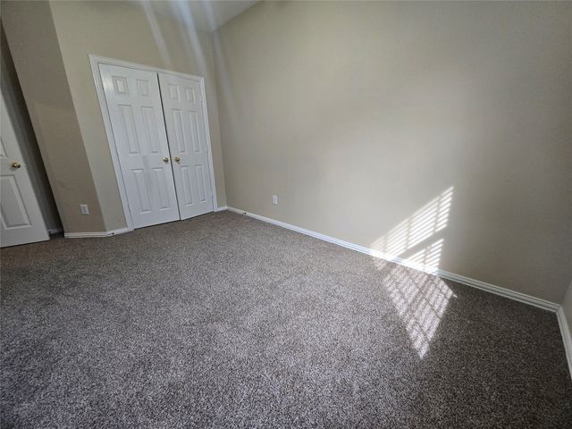 2816 Oakdale Drive, Burleson, TX 76028