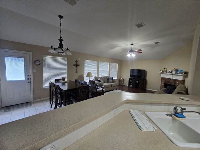 2816 Oakdale Drive, Burleson, TX 76028