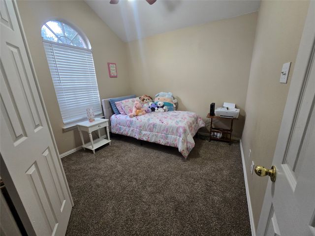 2816 Oakdale Drive, Burleson, TX 76028