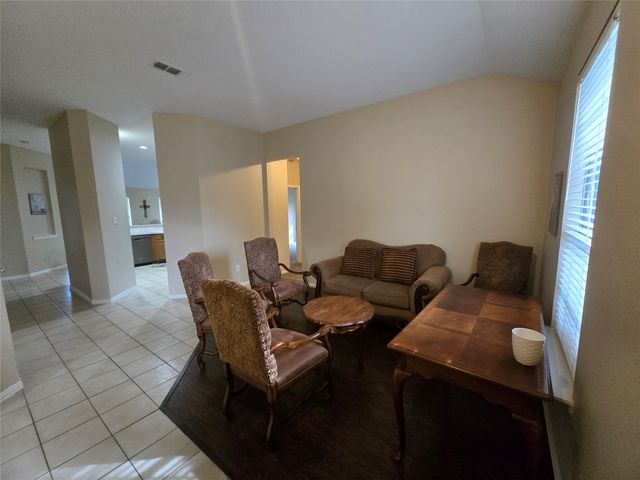2816 Oakdale Drive, Burleson, TX 76028