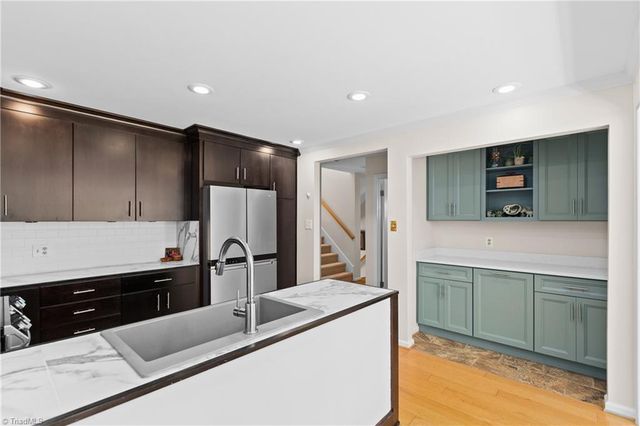 220 Harmon Court, Winston-salem, NC 27106