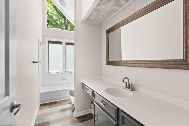 220 Harmon Court, Winston-salem, NC 27106