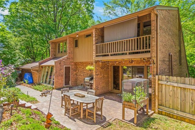 220 Harmon Court, Winston-salem, NC 27106