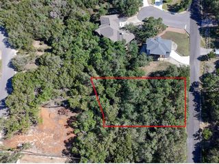 2900 Newton DR, Lago Vista, TX 78645