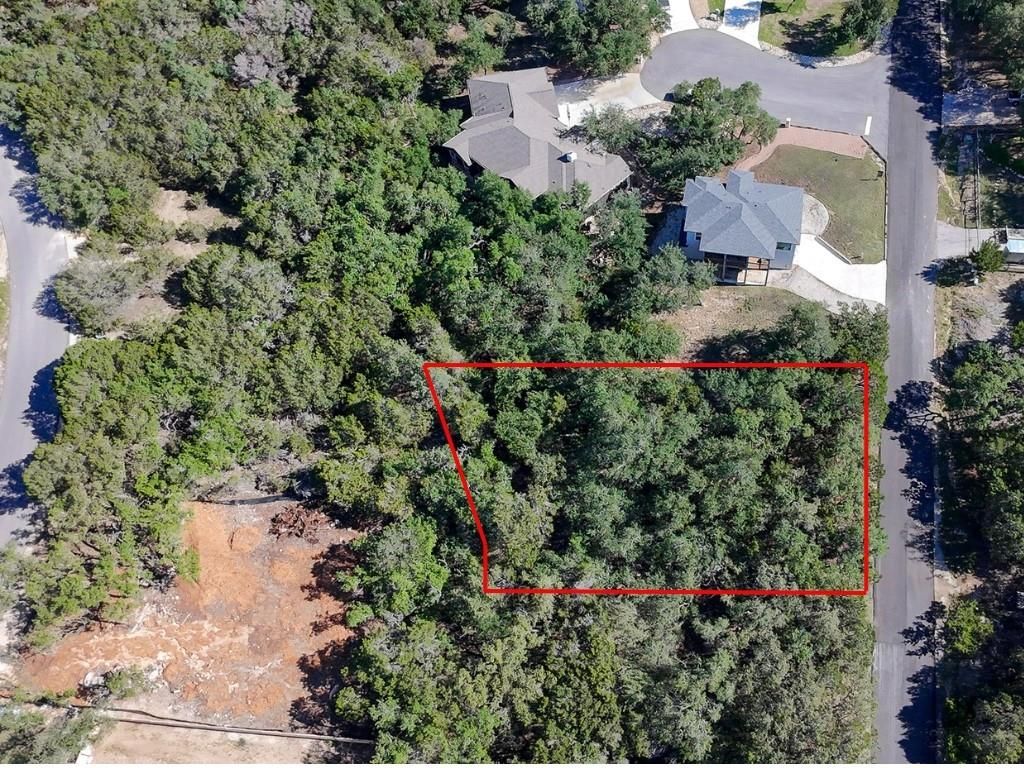 2900 Newton DR, Lago Vista, TX 78645
