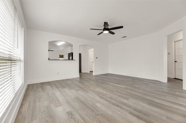 1108 Cottage Grove Circle, Bryan, TX 77801