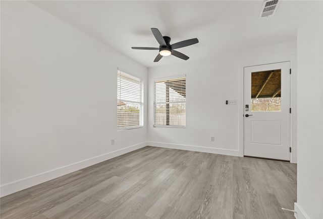 1108 Cottage Grove Circle, Bryan, TX 77801